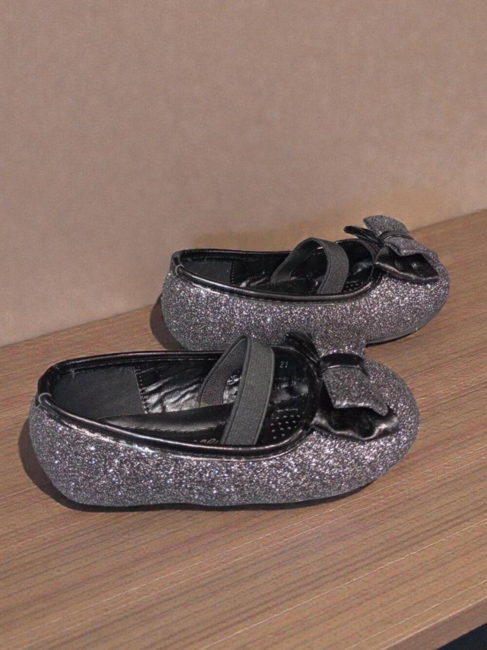Infant Black Glitter Dress Shoes Size 4 Approx Baby Party Wedding Flats